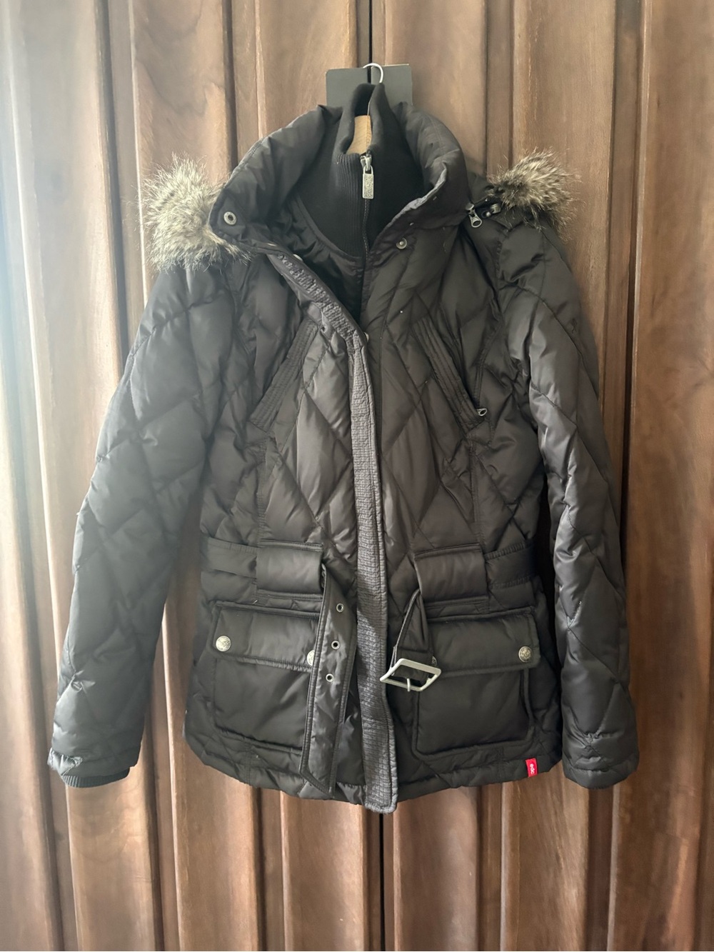 Women's Black Quilted Hooded Puffer Jacket with Faux Fur Trim